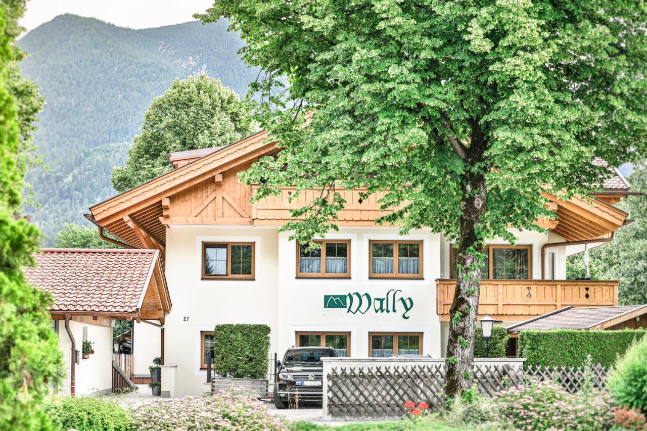 Ferienwohnungen "Zur Wally", Apartment Sauba Γκάρμις-Παρτενκίρχεν Εξωτερικό φωτογραφία